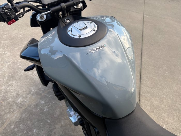 2025 CFMOTO 675 NK
