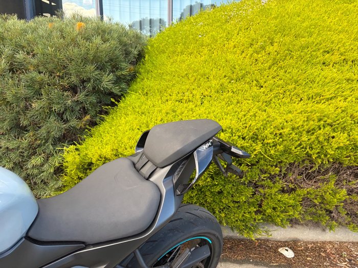2025 CFMOTO 675 NK