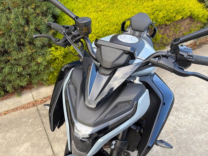 2025 CFMOTO 675 NK