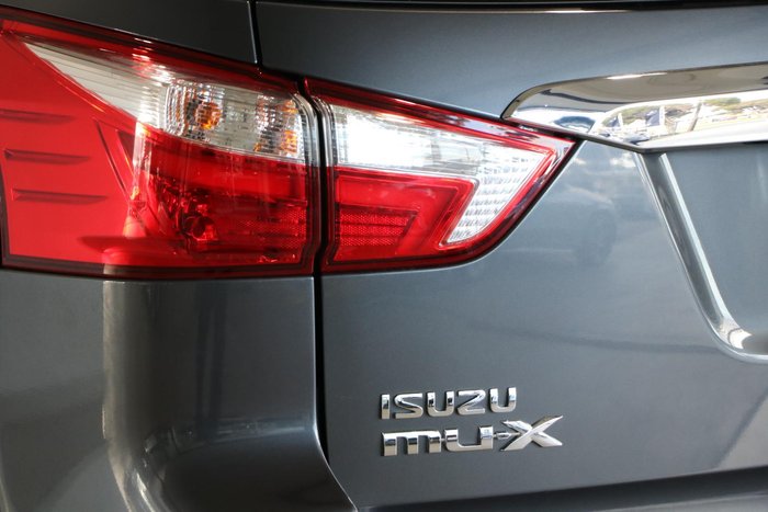 2017 Isuzu MU-X LS-U