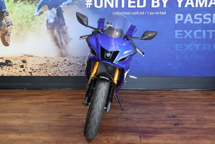 2025 Yamaha YZF-R7LA Blue
