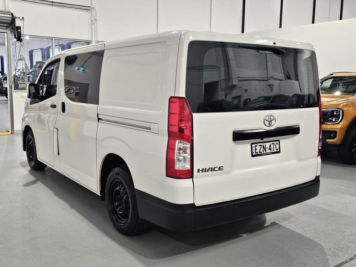 2021 Toyota Hiace