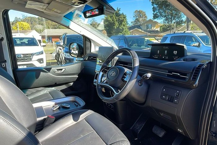 2021 Hyundai STARIA Elite