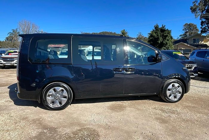 2021 Hyundai STARIA Elite