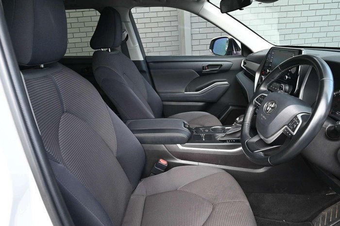 2022 Toyota Kluger GX