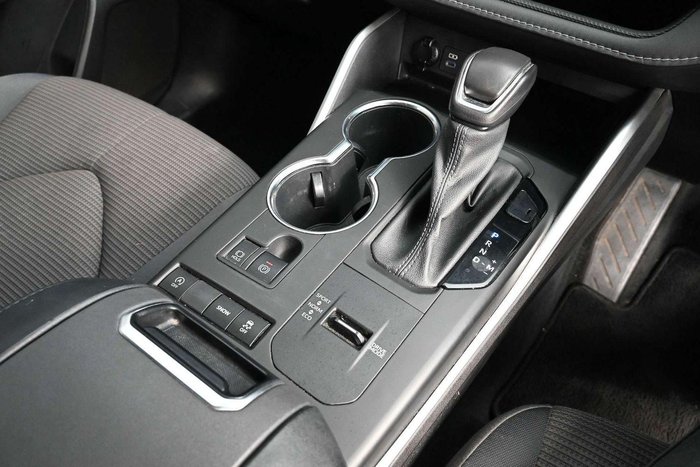 2022 Toyota Kluger GX