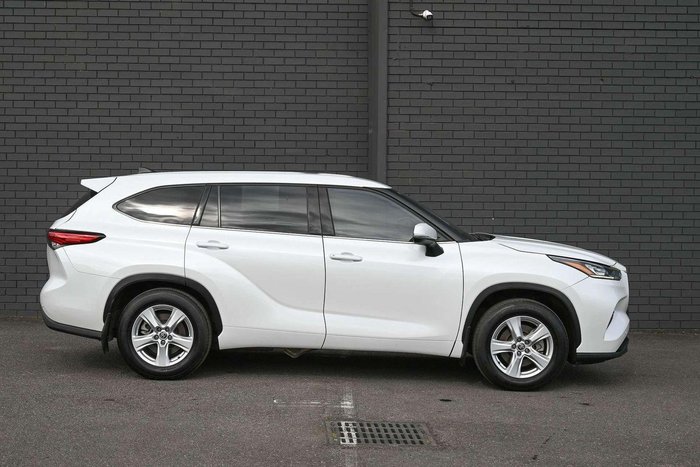 2022 Toyota Kluger GX
