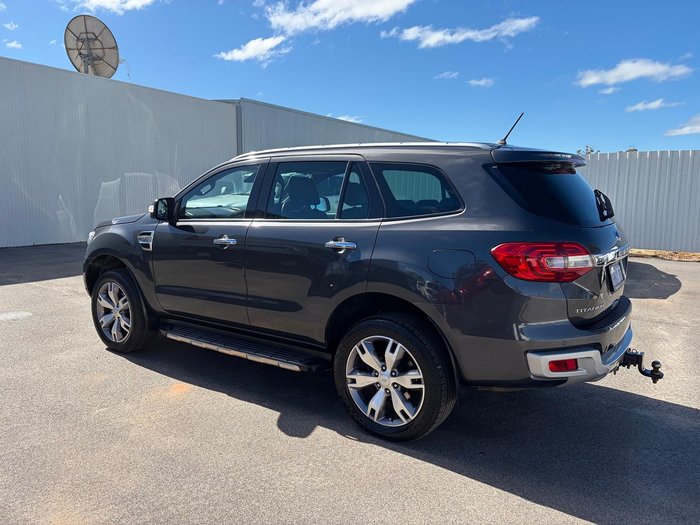 2017 Ford Everest Titanium