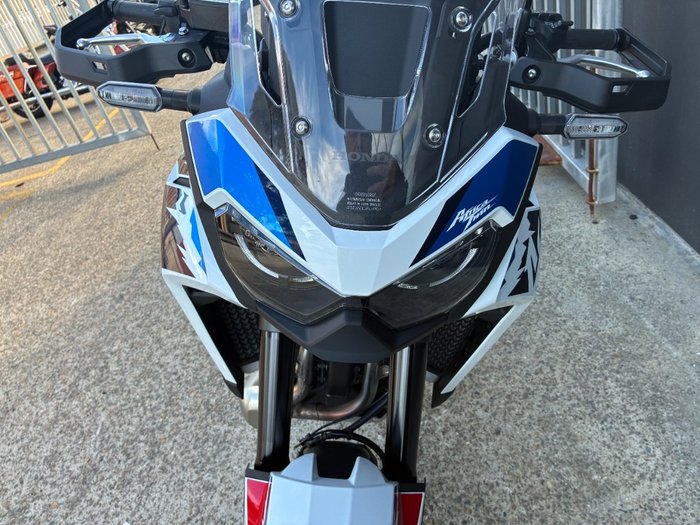 2024 Honda CRF1100A AFRICA TWIN (ABS) WHITE