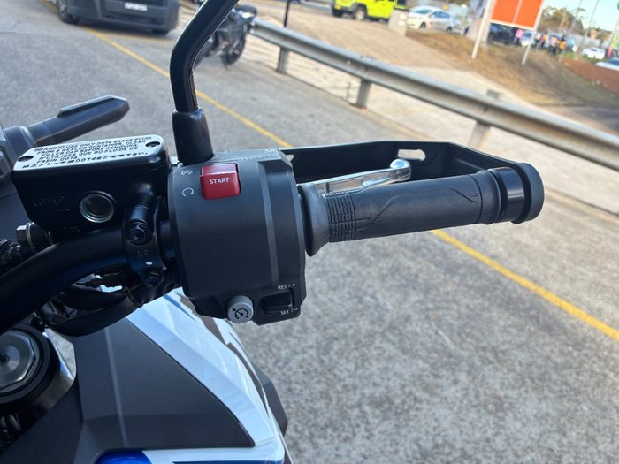 2024 Honda CRF1100A AFRICA TWIN (ABS) WHITE