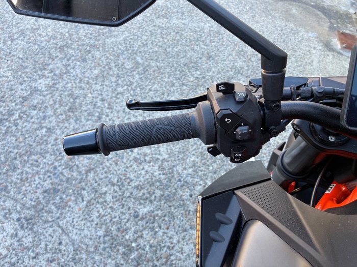2026 Ktm 990 DUKE R ORANGE