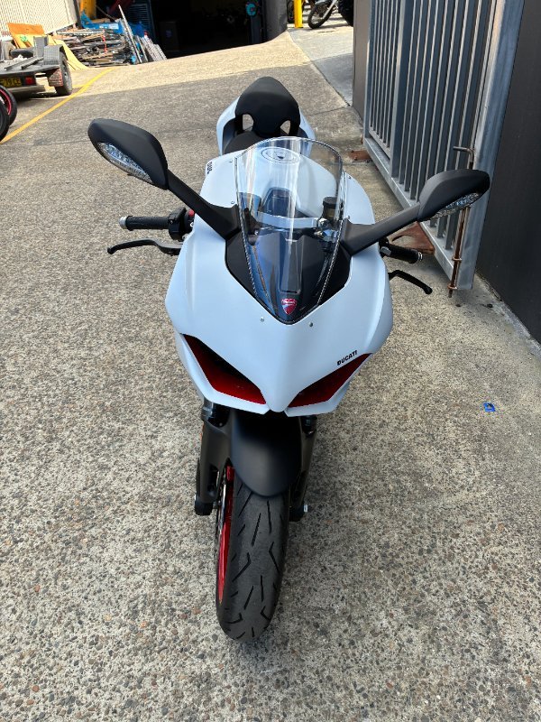 2022 Ducati PANIGALE V2 WHITE