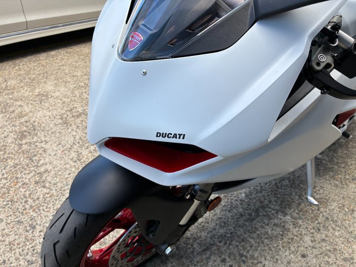2022 Ducati PANIGALE V2 WHITE