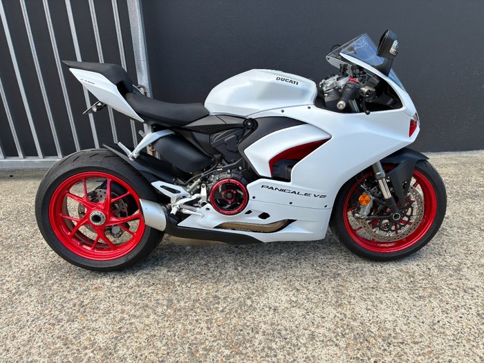 2022 Ducati PANIGALE V2 WHITE