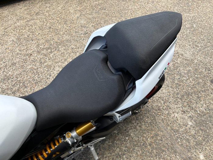 2022 Ducati PANIGALE V2 WHITE