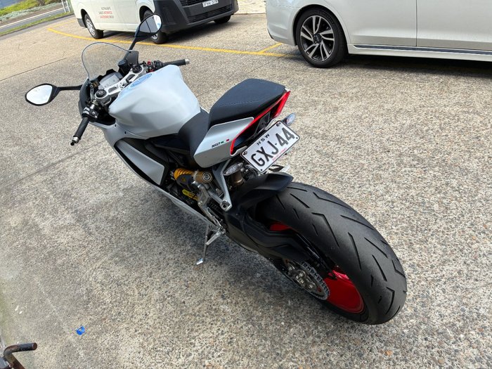 2022 Ducati PANIGALE V2 WHITE