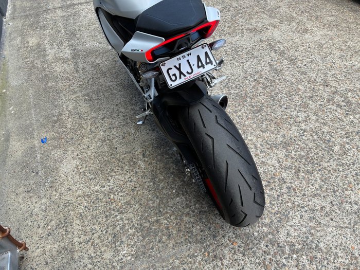 2022 Ducati PANIGALE V2 WHITE