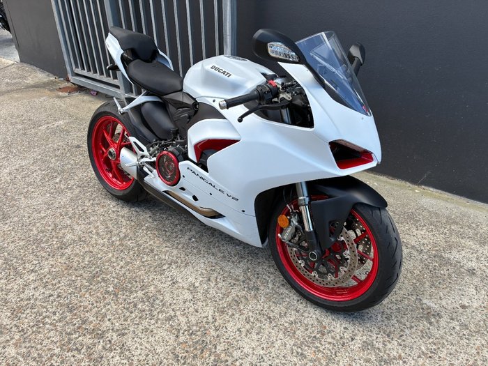 2022 Ducati PANIGALE V2 WHITE