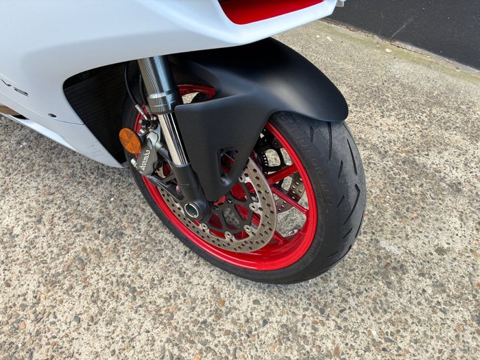 2022 Ducati PANIGALE V2 WHITE