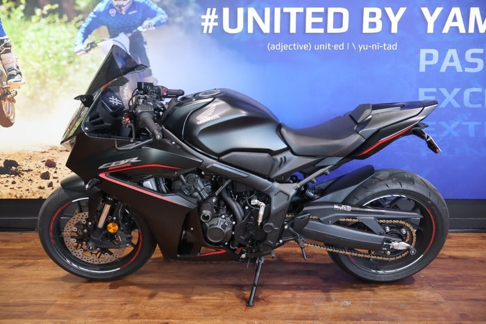 2025 Honda CBR650RAC Red