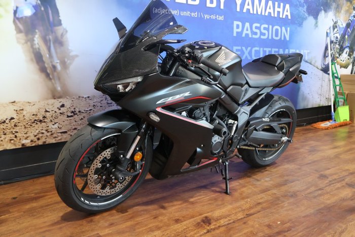 2025 Honda CBR650RAC Red