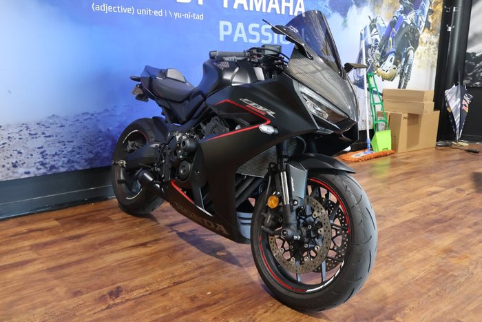 2025 Honda CBR650RAC Red