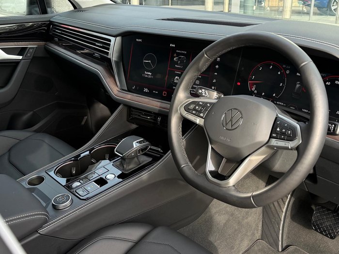 2025 Volkswagen Touareg 170TDI