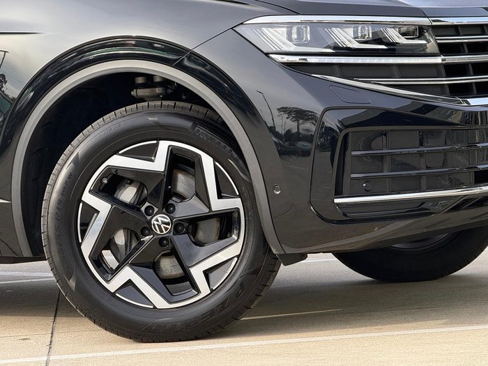 2025 Volkswagen Touareg 170TDI