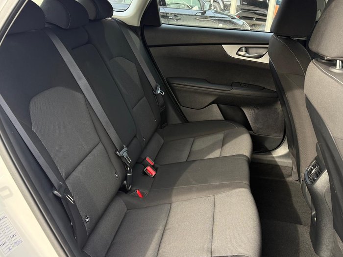 2024 Kia Cerato S