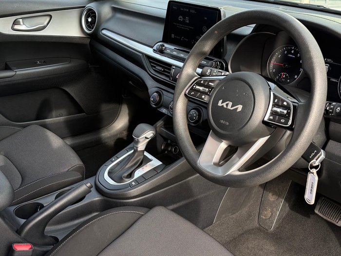 2024 Kia Cerato S