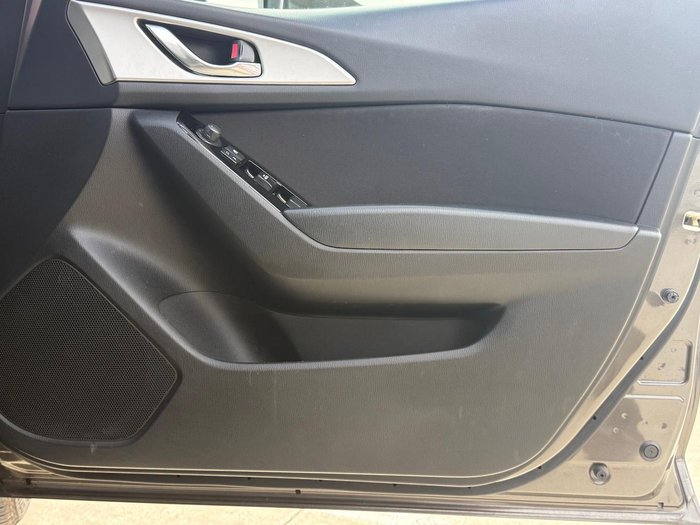 2016 Mazda 3 Maxx