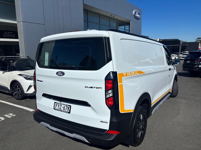 2025 Ford Transit Custom