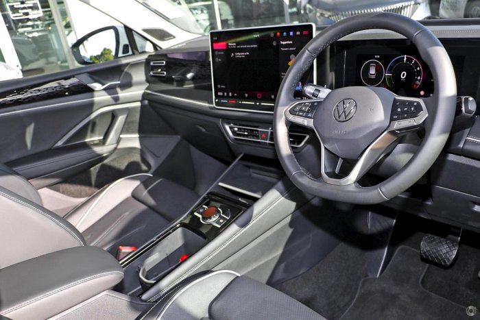 2026 Volkswagen Tiguan 150TSI eHybrid Elegance