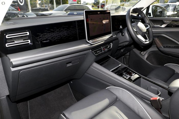 2026 Volkswagen Tiguan 150TSI eHybrid Elegance