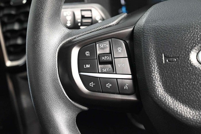 2022 Ford Everest Ambiente