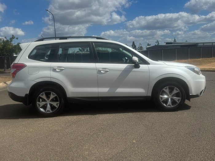 2014 Subaru Forester 2.5i