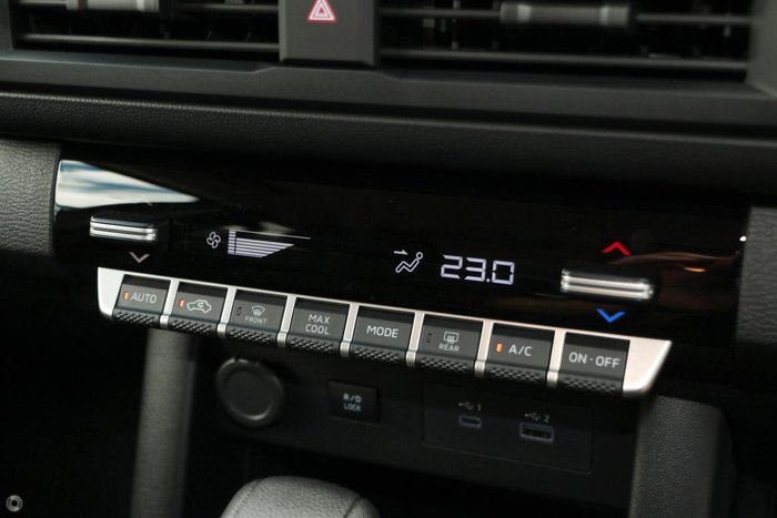 2026 Mitsubishi Triton GLX+