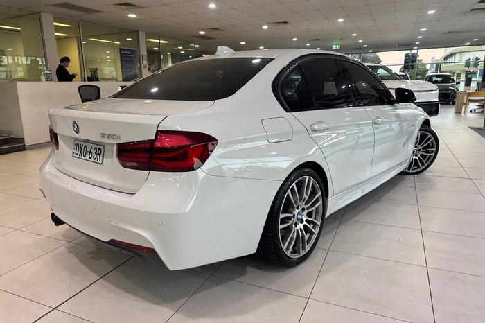2018 BMW 3 Series 330i M Sport