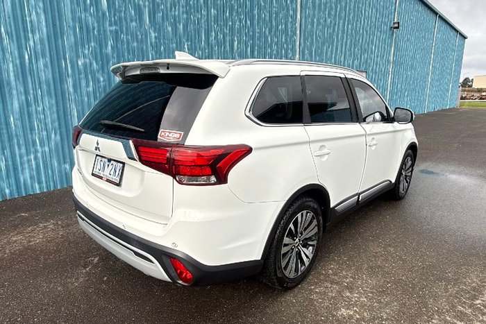 2020 Mitsubishi Outlander LS
