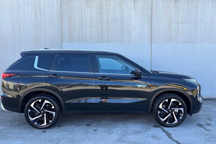 2025 Mitsubishi Outlander PHEV Aspire