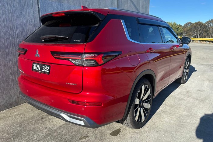 2026 Mitsubishi Outlander Exceed