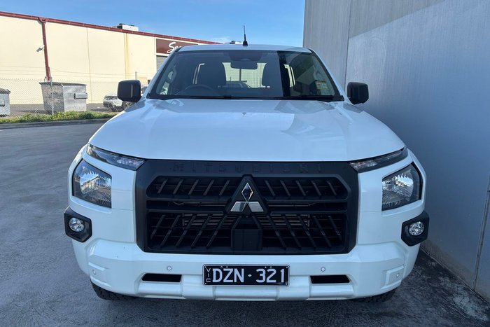 2026 Mitsubishi Triton GLX+