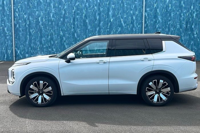 2025 Mitsubishi ZM