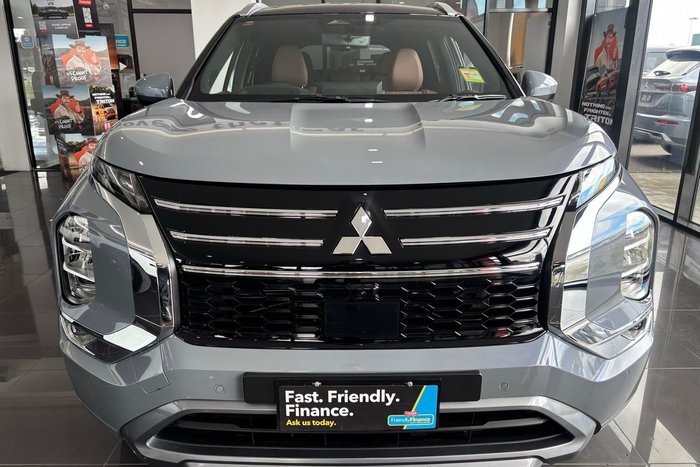 2025 Mitsubishi Outlander Exceed Tourer
