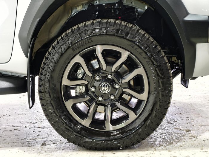 2023 Toyota Hilux Rogue