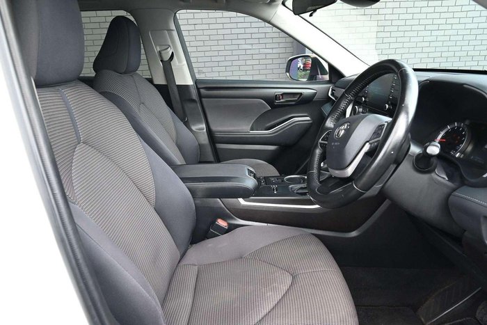 2022 Toyota Kluger GX