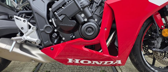2025 Honda CBR650R E-Clutch CBR 650 Red