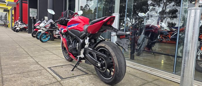 2025 Honda CBR650R E-Clutch CBR 650 Red