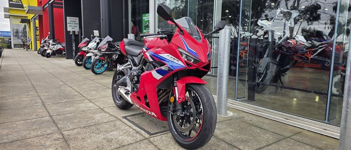 2025 Honda CBR650R E-Clutch CBR 650 Red