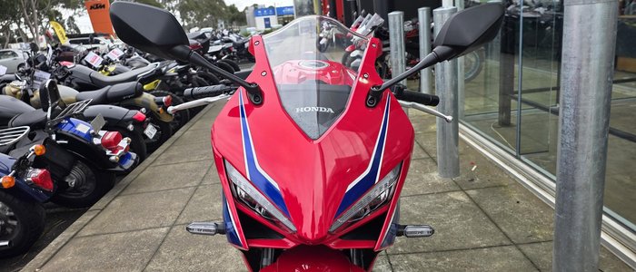 2025 Honda CBR650R E-Clutch CBR 650 Red